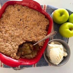 SOURDOUGH APPLE CRISP - RECIPE FEATURE IMAGE